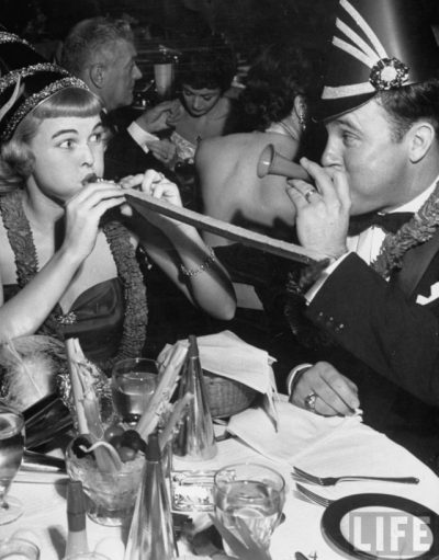 1950-vintage-new-years-eve-photo-black-and-white